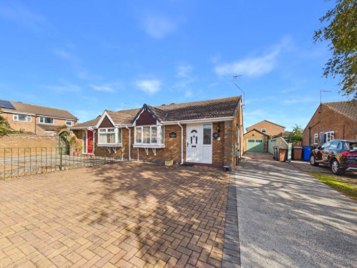 2 Bedroom Semi-Detached Bungalow For Sale In Beech Avenue, Hedon, Hull, East Riding Of Yorkshire, HU12