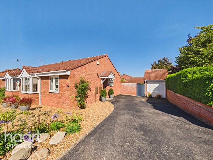 2 Bedroom Bungalow For Sale In Fulbourn Old Drift, Cambridge, CB1