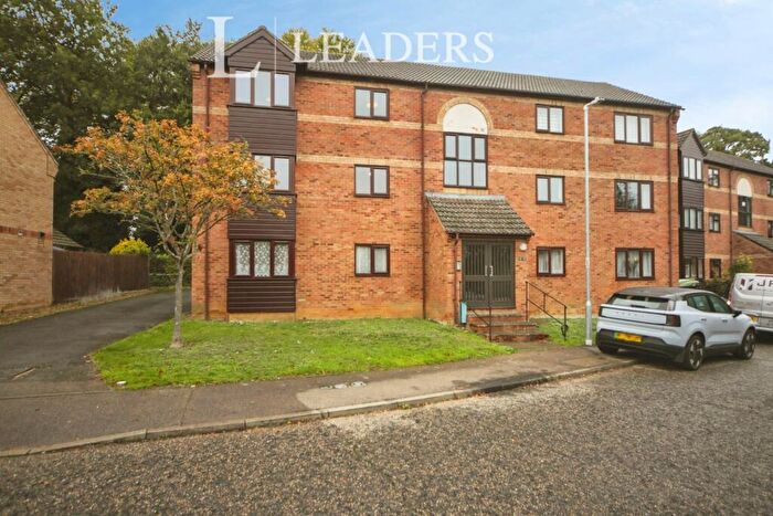 2 Bedroom Flat To Rent In Bullen Close, Bury St. Edmunds, Suffolk, IP33