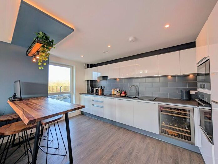 1 Bedroom Flat For Sale In Dagenham, London, RM9