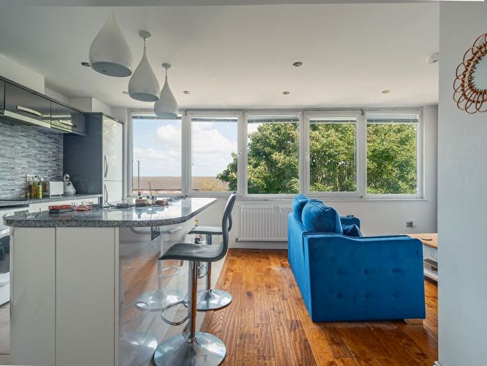 1 Bedroom Flat To Rent In Lansdowne Terrace, Newcastle Upon Tyne, Tyne And Wear, NE3