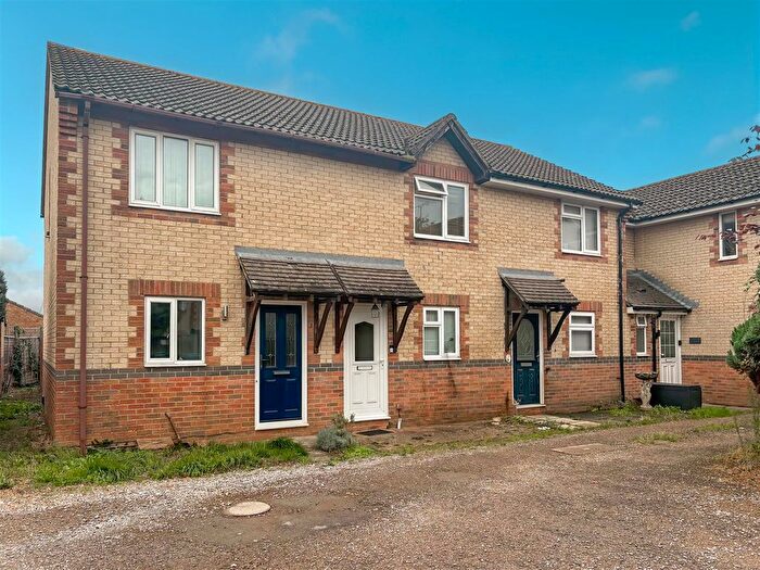 2 Bedroom Terraced House For Sale In Wills Close, Ford, Arundel, BN18