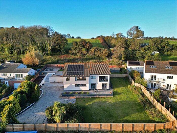 5 Bedroom Property For Sale In Maudlin Drive, Teignmouth, TQ14