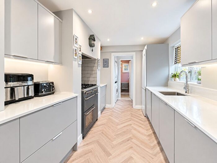 3 Bedroom Terraced House For Sale In Great House Road, Worcester, Worcestershire, WR2