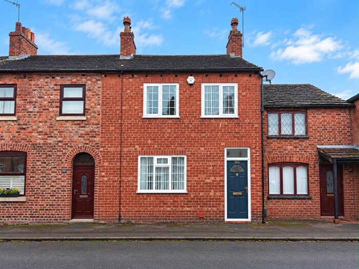 3 Bedroom Terraced House For Sale In Crompton Road, Macclesfield, SK11