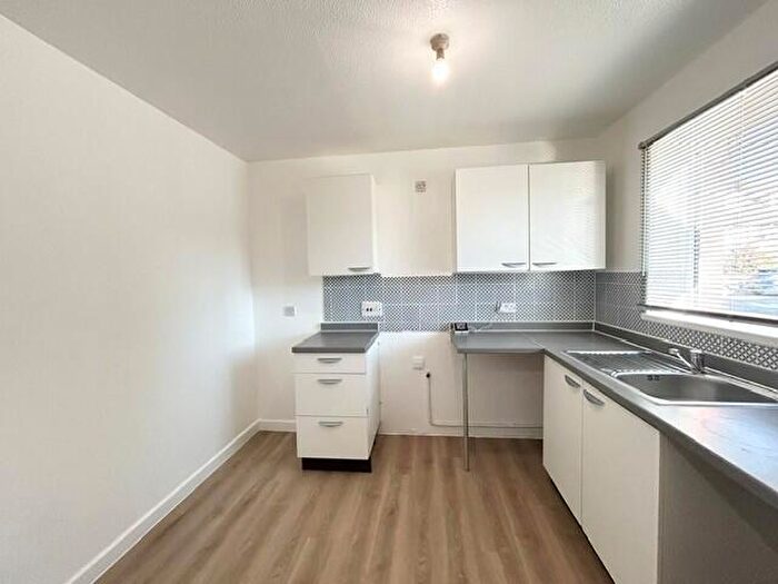 3 Bedroom House To Rent In Page Close, Dagenham, RM9