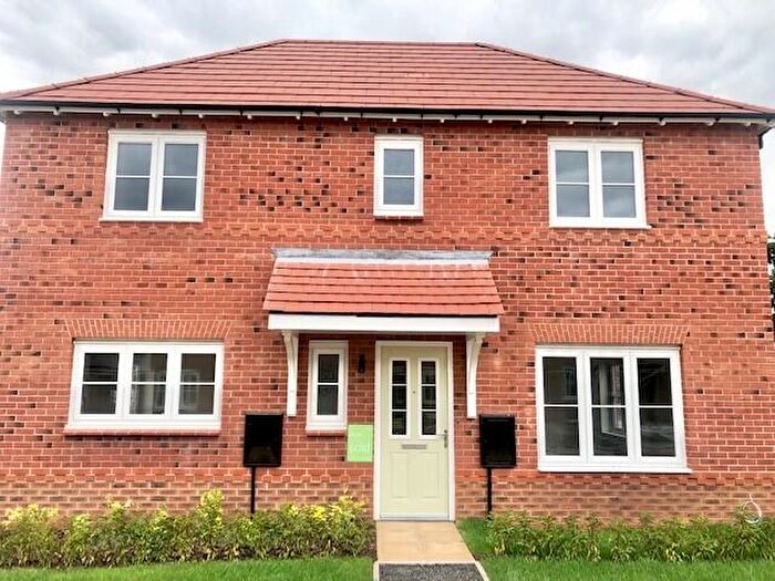 3 Bedroom Detached House To Rent In Boadicea Drive, CW1