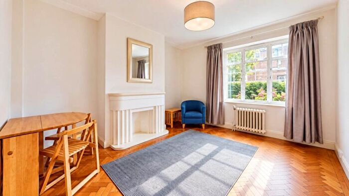 1 Bedroom Apartment For Sale In North Hill, Highgate, N6