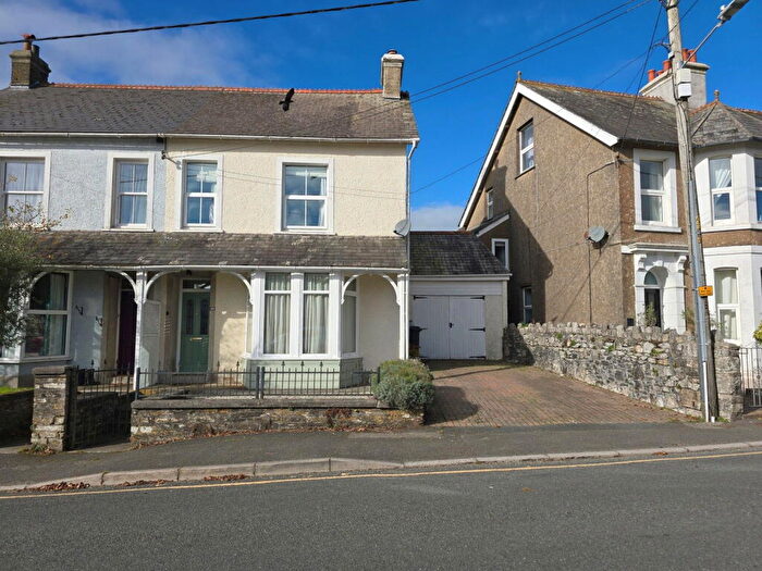 3 Bedroom Semi-Detached House For Sale In Barras Cross, Liskeard, PL14