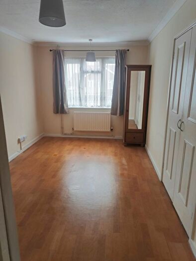 Block Of Flats To Rent In Limbourne Avenue, Dagenham, RM8