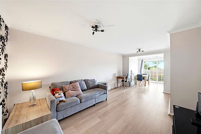 3 Bedroom Semi-Detached House For Sale In Stanmore Gardens, Sutton, Surrey, SM1