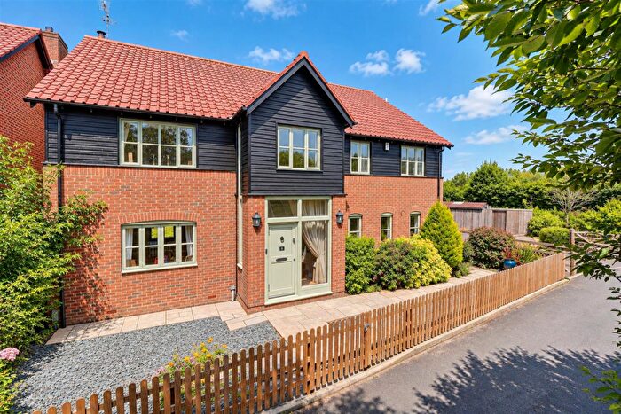 5 Bedroom Detached House For Sale In Green Fields, Cheltenham Road East, Churchdown, GL2