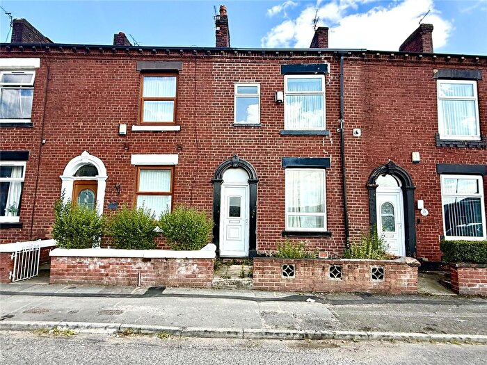 3 Bedroom Terraced House For Sale In Fields New Road, Chadderton, Oldham, OL9