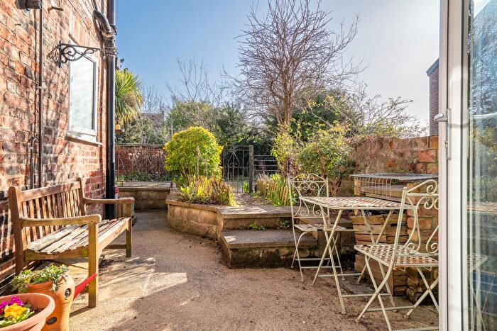 1 Bedroom Flat For Sale In Heslington Lane, York, YO10