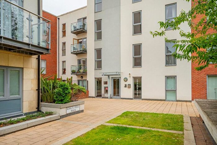 2 Bedroom Flat For Sale In Black Horse Lane, York, YO1