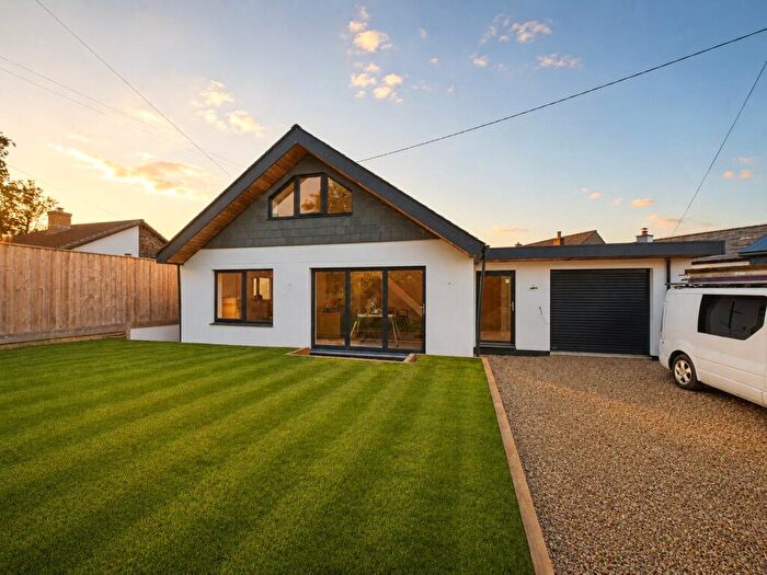 3 Bedroom Bungalow For Sale In Derril, Pyworthy, Holsworthy, EX22
