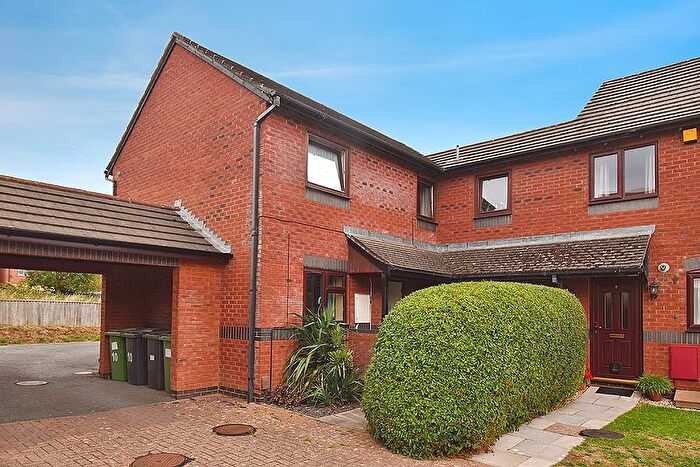 1 Bedroom Flat For Sale In Membury Close, Barton Grange, Exeter, EX1