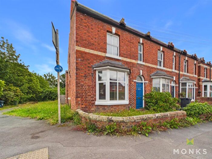 2 Bedroom Semi-Detached House For Sale In Upper Road, Shrewsbury, SY3