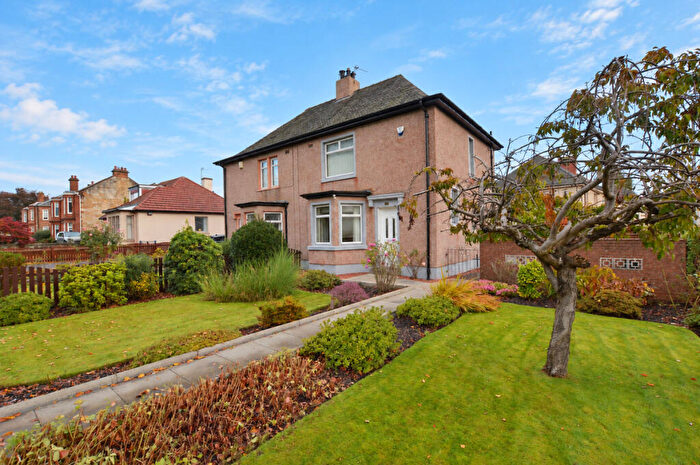 2 Bedroom Semi-Detached House For Sale In Chantinghall Road, Hamilton, ML3