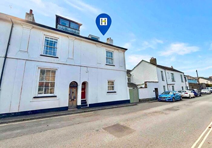 2 Bedroom Terraced House For Sale In Lenards Road, Northam, EX39