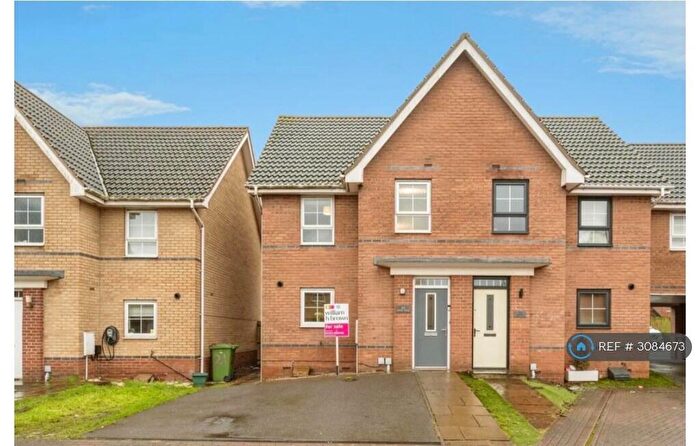 3 Bedroom Semi-Detached House To Rent In Osprey Drive, Scunthorpe, DN16