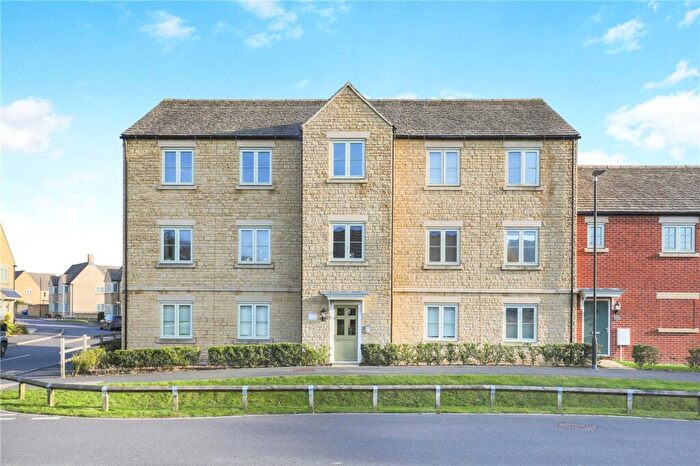 1 Bedroom Flat For Sale In Windsor Road, Moreton-in-Marsh, Gloucestershire, GL56