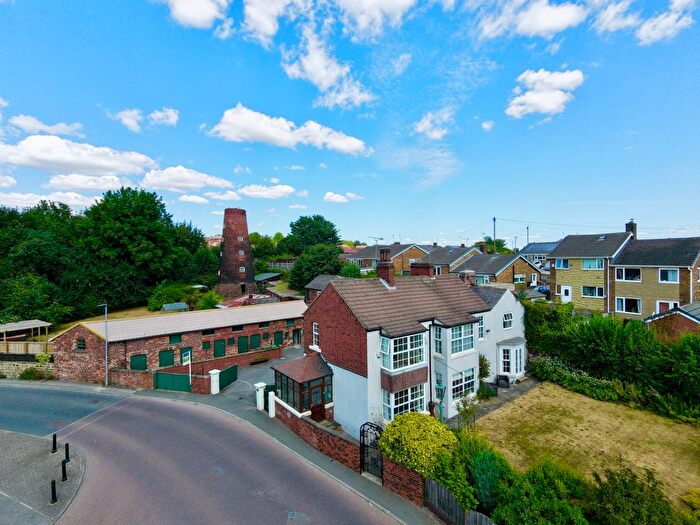 4 Bedroom Detached House For Sale In Dandy Mill Farm, Water Lane, Pontefract, West Yorkshire, WF8