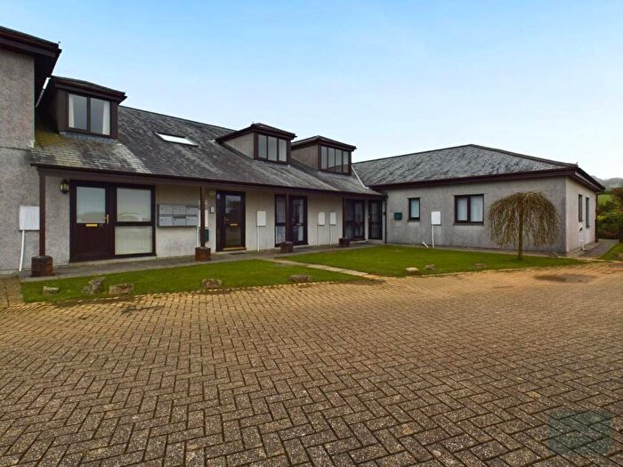 1 Bedroom Apartment To Rent In Bindown Court, Looe, PL13