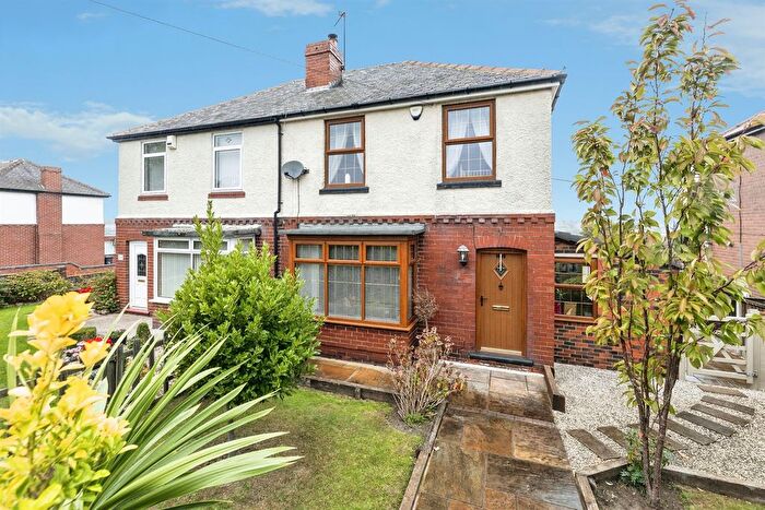 3 Bedroom Semi-Detached House For Sale In Barnsley Road, Brierley, Barnsley, S72