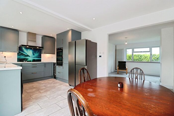 3 Bedroom Detached House For Sale In Merlin Way, Chipping Sodbury, Bristol, BS37