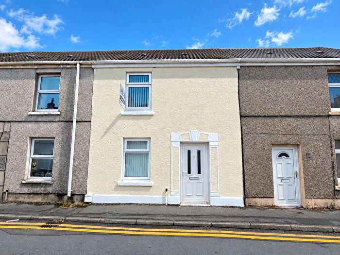 2 Bedroom Terraced House For Sale In Bryngwyn Road, Llanelli, Carmarthenshire, SA14
