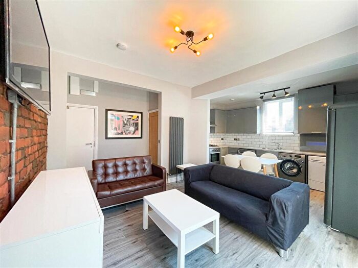 6 Bedroom House To Rent In Filey Street, Broomhall, Sheffield, S10