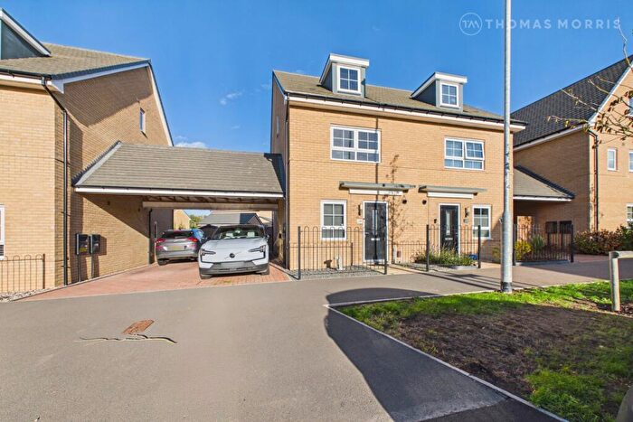 3 Bedroom Semi-Detached House For Sale In Gumcester Way, Godmanchester, Huntingdon, Cambridgeshire, PE29