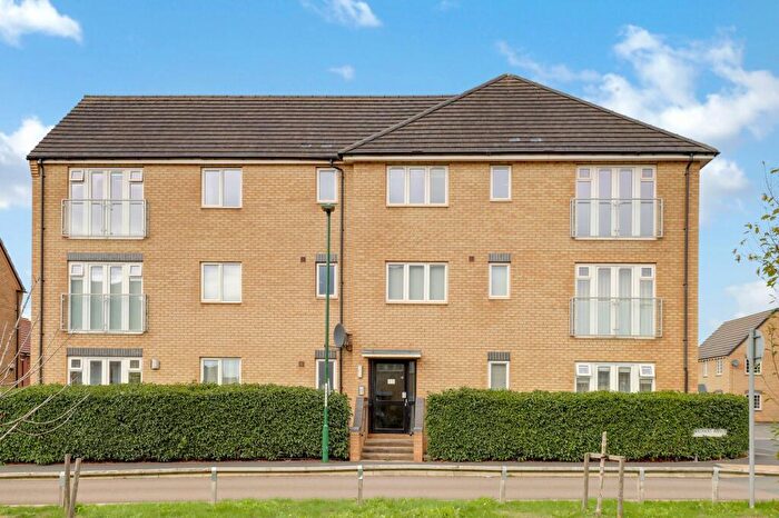 2 Bedroom Flat For Sale In Chalfont Drive, Nottingham, NG8
