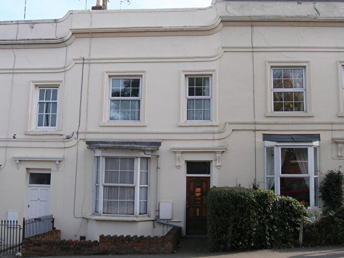6 Bedroom Terraced House To Rent In Tachbrook Road. Leamington Spa, CV31