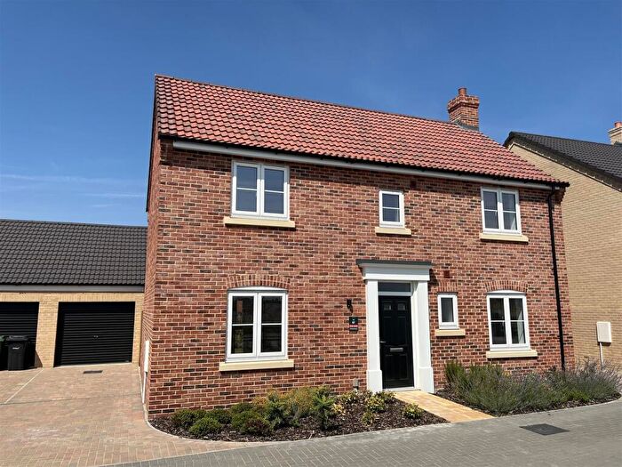 4 Bedroom Detached House For Sale In Spirketts Lane, Harleston, IP20