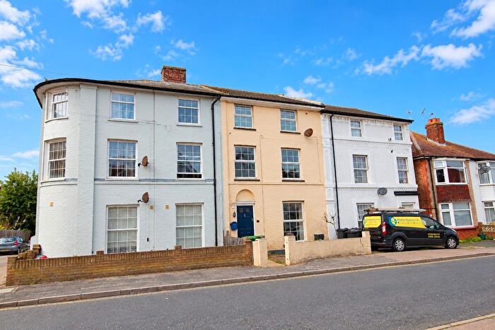 5 Bedroom Terraced House For Sale In Saville Street, Walton On The Naze, CO14