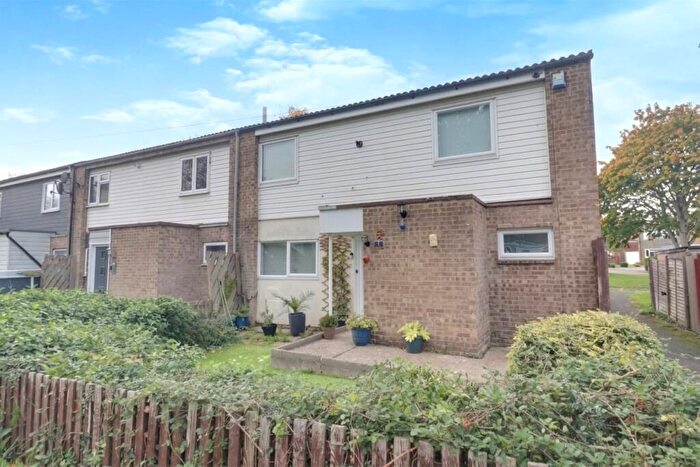 3 Bedroom End Of Terrace House For Sale In Trojan Way, Crookhorn, PO7