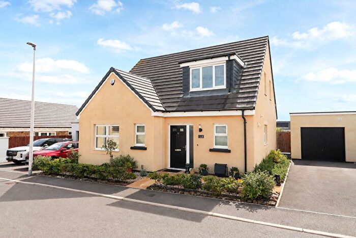 3 Bedroom Detached House For Sale In Holly Avenue, Appledore, Bideford, Devon, EX39