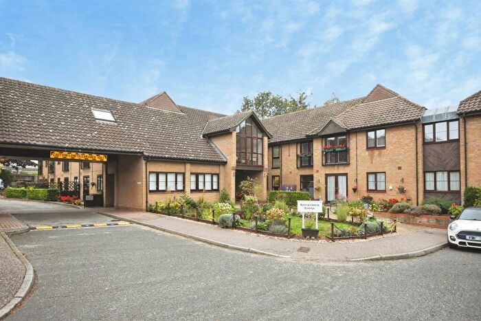 1 Bedroom Apartment For Sale In Kingfisher Lodge, Great Baddow, Chelmsford, CM2