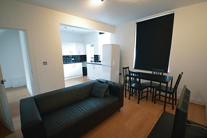 4 Bedroom House To Rent In Esher Road, Kensington, Liverpool, L6