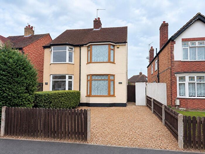 3 Bedroom Semi-Detached House For Sale In Garton End Road, Peterborough, PE1
