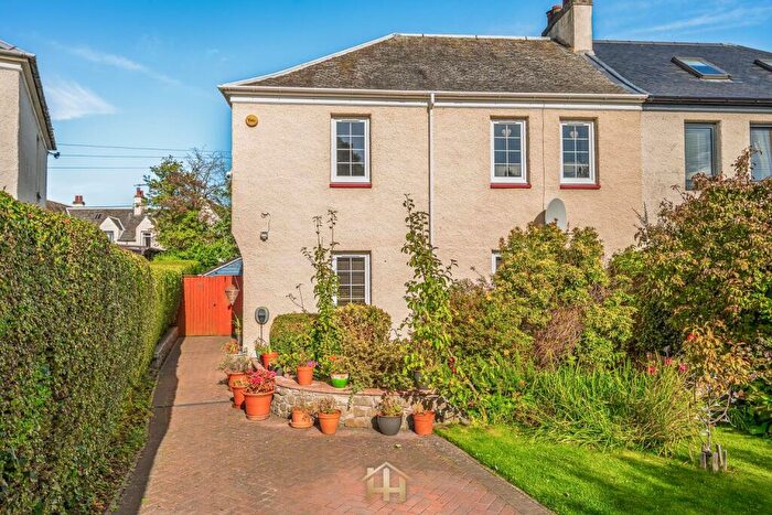 3 Bedroom Semi-Detached House For Sale In Kingsway, Dundee, DD3