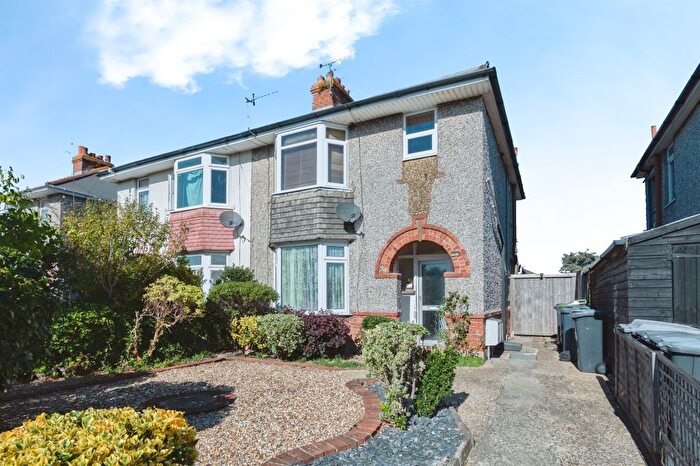 1 Bedroom Flat For Sale In Heaton Road, Bournemouth, BH10