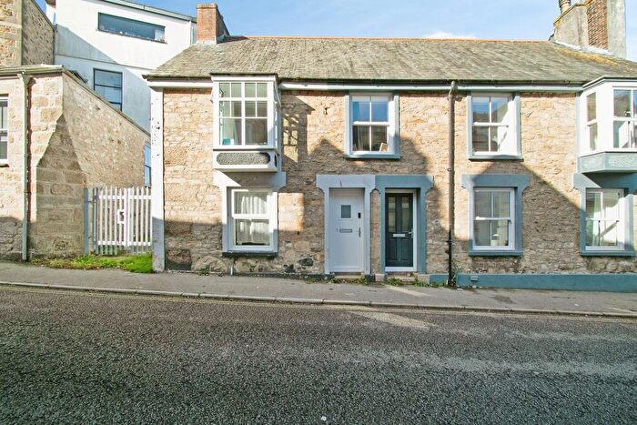 2 Bedroom End Of Terrace House For Sale In Fore Street, Camborne, Cornwall, TR14