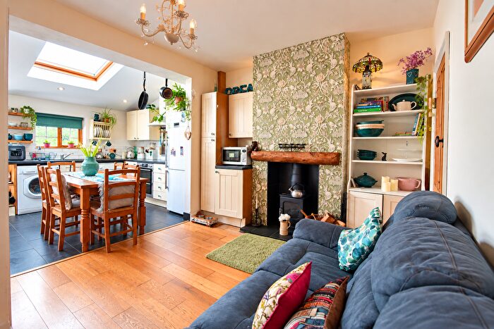2 Bedroom End Of Terrace House For Sale In Riviera Terrace, Exminster, Exeter, EX6