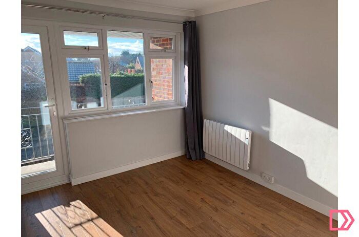 2 Bedroom Flat To Rent In Beechlands Court, Montpelier Road, East Preston, West Sussex, BN16