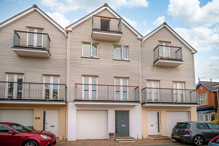 5 Bedroom Terraced House To Rent In Bembridge, Isle Of Wight, PO35