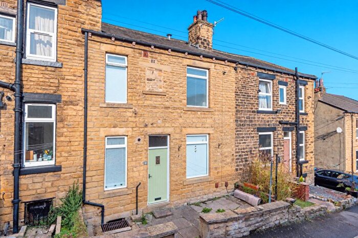 2 Bedroom Terraced House To Rent In Nunthorpe Road, Leeds, LS13