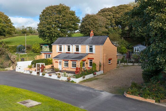 4 Bedroom Detached House For Sale In Narberth Road, Tenby, SA70